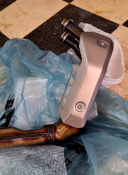 YAMAHA SILENCIEUX MT07 2024