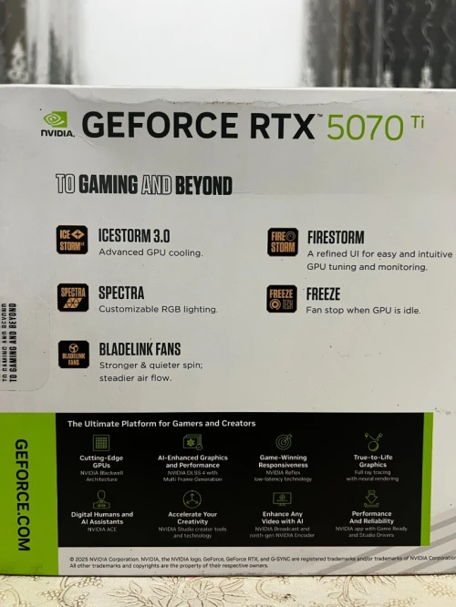 ZOTAC GAMING GeForce RTX 5070 Ti SOLID CORE OC White Edition