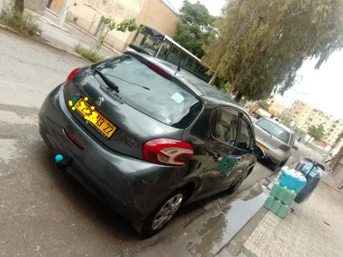 Peugeot 208 2013 Access