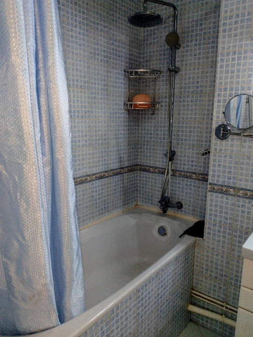 Location vacances Appartement F3 Alger Ain naadja