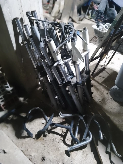 Vend pièces moto BMW