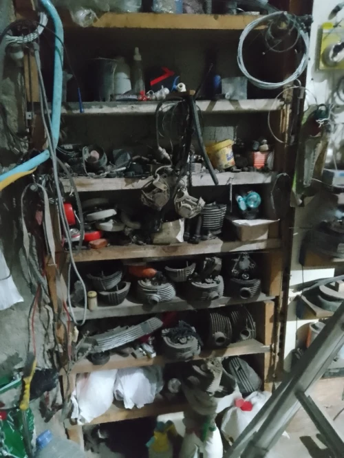 Vend pièces détachées moto BMW
