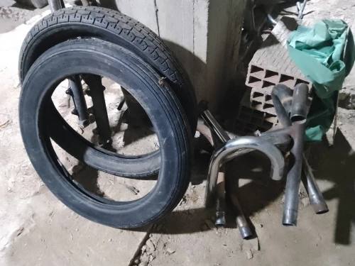 Vend pièces moto BMW