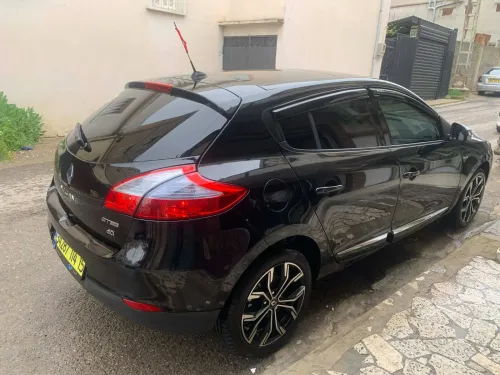 Renault Megane 3 2014 Bose