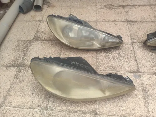 Phare peugeot 206
