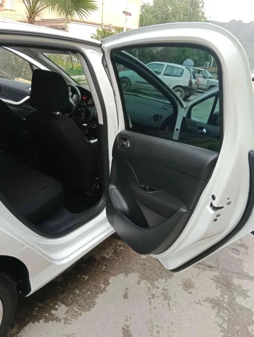 Peugeot 308 2013 