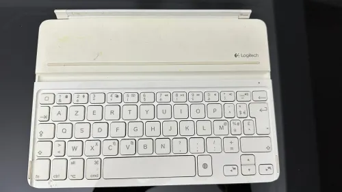 Clavier Logitech AZERTY Blanc Très bon état & Sans Fil