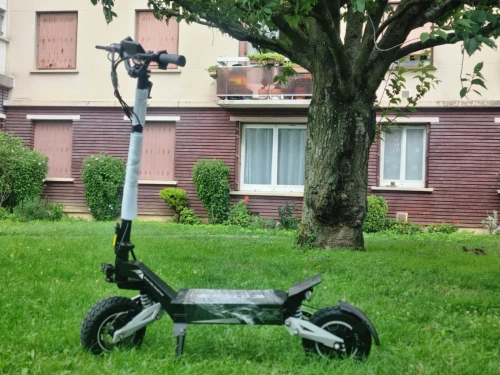 TROTINETTE ÉLECTRIQUE