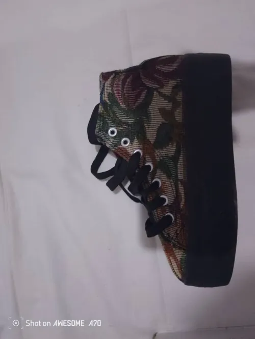 Converse