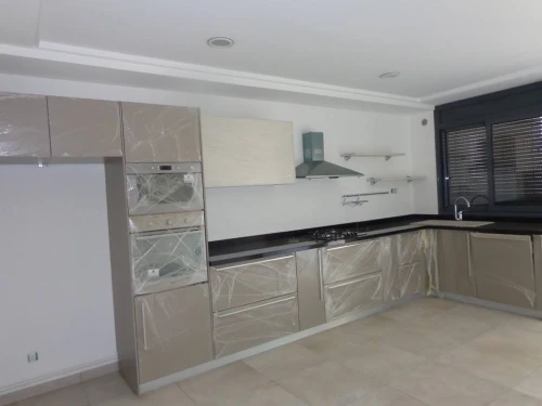 Construction des Villa Moderne.