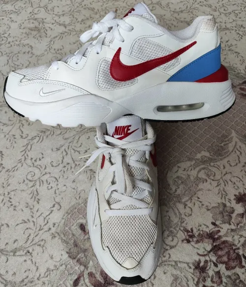 Basket NIKE AIR MAX FUSION état 10/10 
