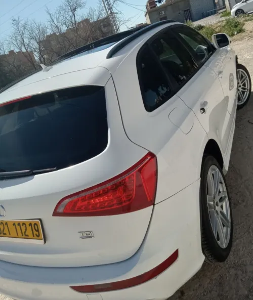 Audi Q5 2012 Off Road