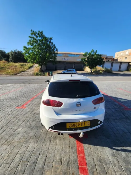 Seat Leon 2011 Fully