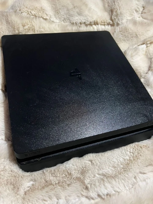 Ps4 1t onlin 2 manette 3 cd version 13.04