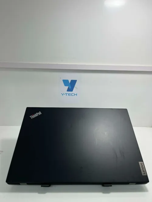 LENOVO THINKPAD P15V RYZEN 7 PRO 6850H 32GB RAM 512 SSD GPU: AMD RADEON GRAPHICS / VIVIDIA T1200