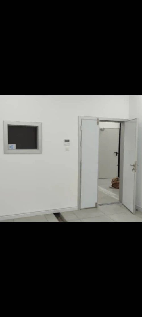 porte plombée et paravent plombé contre rayon X et porte technique 