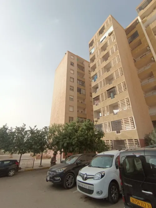 Vente Appartement F4 Oran Sidi chami