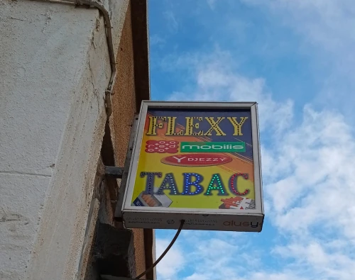 Liquidation tabac-cosmetiques