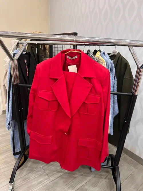 Vêtements femme, en gros