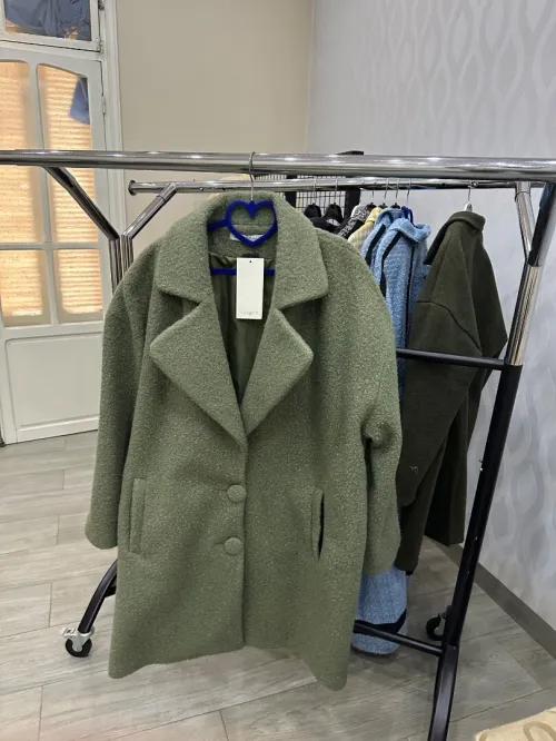 Vêtements femme, en gros