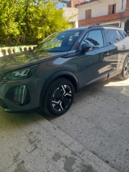 Peugeot 3008 2023 