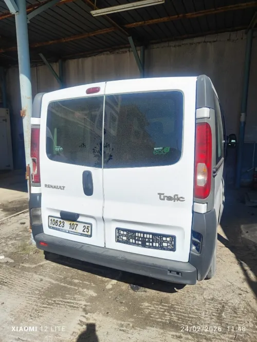 Renault Trafic 2007 1.9 dci la 100