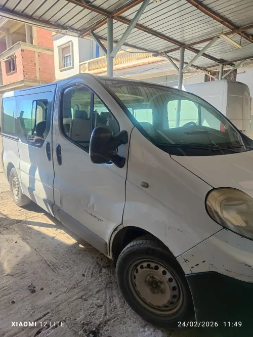 Renault Trafic 2007 1.9 dci la 100