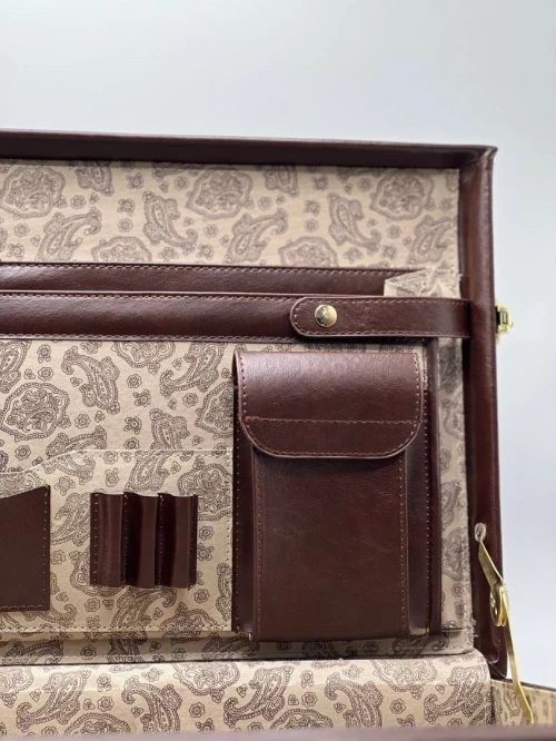 Valise diplomatique 