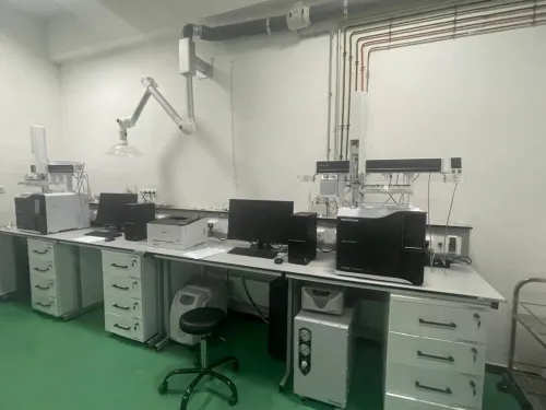équipements de laboratoire