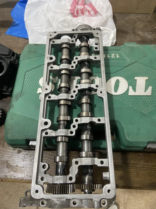 Arbre a cam 2.0 TDI 03L 143ch