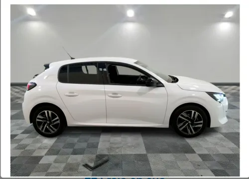 Peugeot 208 2023 