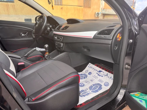 Renault Megane 3 2015 New Play