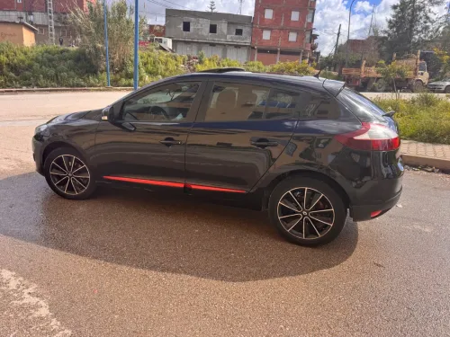 Renault Megane 3 2015 New Play
