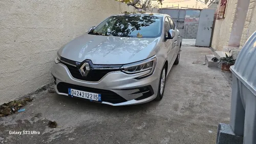 Renault Megane 4  2022 E-Tech hybride