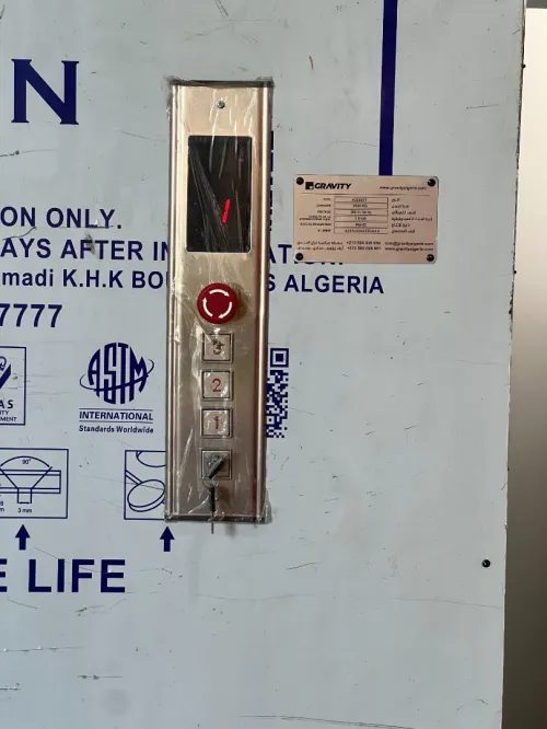 Montecharge marchandise hydraulique fabrication sur mesure - GRAVITY ALGERIE - Interne Ou Externe