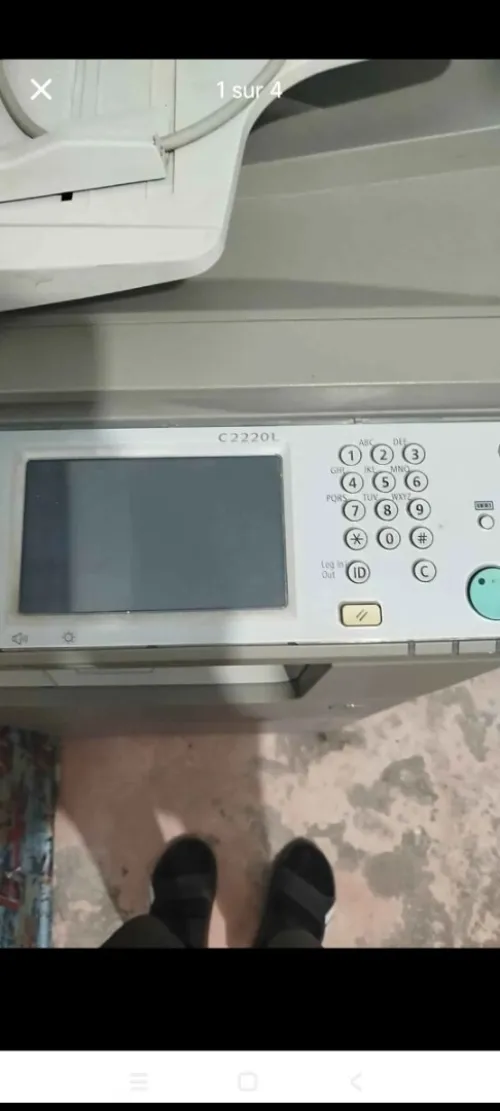 Canon advanced centre ir c2220L