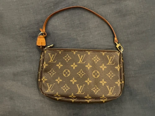 Louis Vuitton pochette Original
