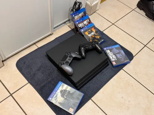 PlayStation 4 Pro 1T (1000Go)