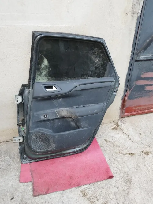 باب خلفي Citroën C4 2012
