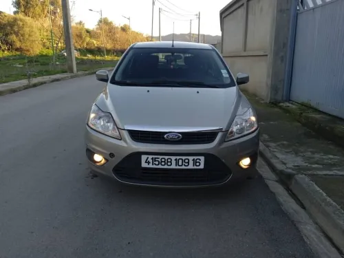 Ford Focus 4 portes 2009 Focus 4 portes
