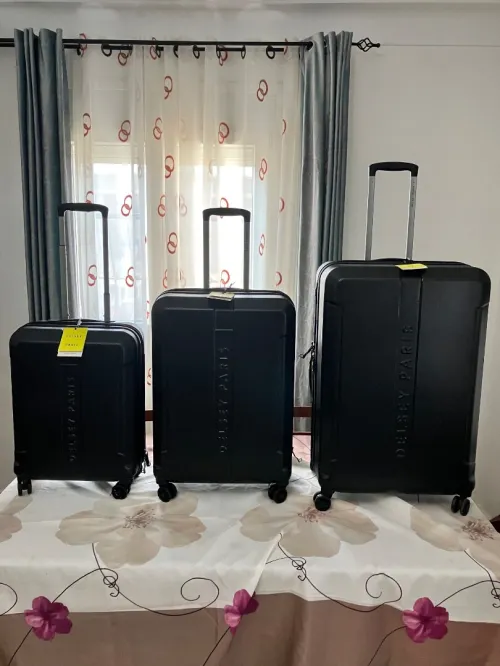 Valises EXTENSIBLES DELSEY/ American Tourister : Cabine;55cm, Soute; 68cm,71cm et 75cm