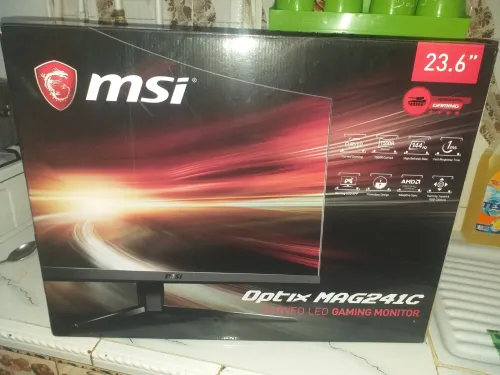 Ecran Gaming Incurvé MSI Optix 24" Full HD MAG241C / 144 Hz