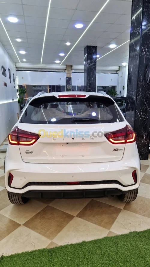 Geely livan x3 Pro 2025 version international