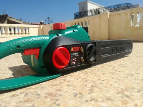 Tronconneuse a chaine 40 s  40cm 1800w BOSCH