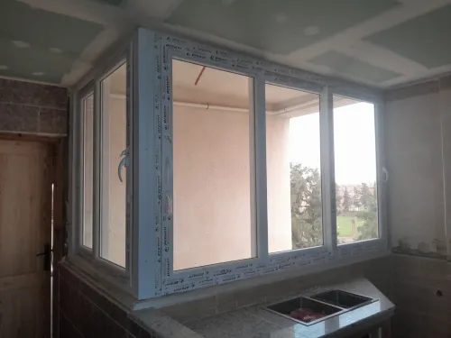 Menuiserie aluminium Pvc et mur rideau