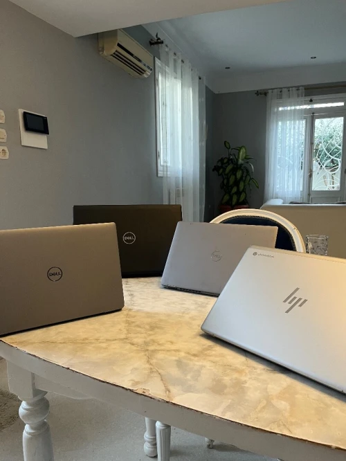Pc portable ( DELL I5 11ème 8/256 / DELL I3 11ème 8/512 / DELL I5 11ème 8/256 )
