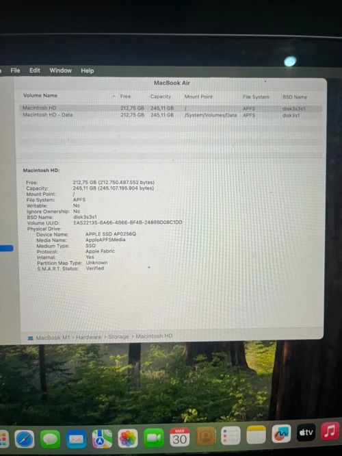 Macbook M1 2020