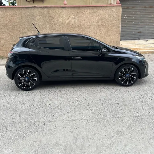 Renault Clio 5  2024 Evolution