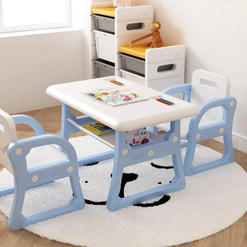 Bureau & Chaise D'Enfant En Plastique