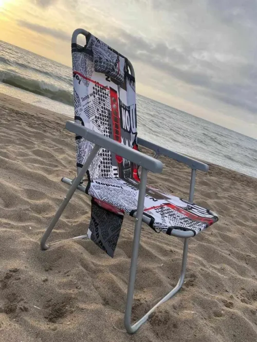 Chaise De Plage Et Camping Pliant En Tissu ET Barre Metal Bon Qualité